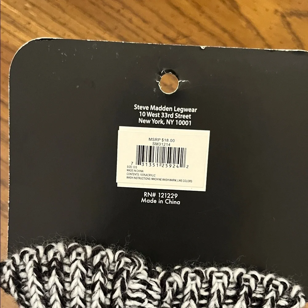 Steve Madden Monochrome Knit Legwarmers, one size, NWT‎